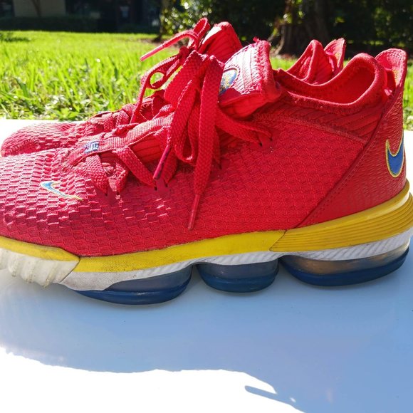 Nike Men's LeBron 16 Low SuperBron Size 8 Red Basketball Shoes Sneakers - Picture 4 of 16